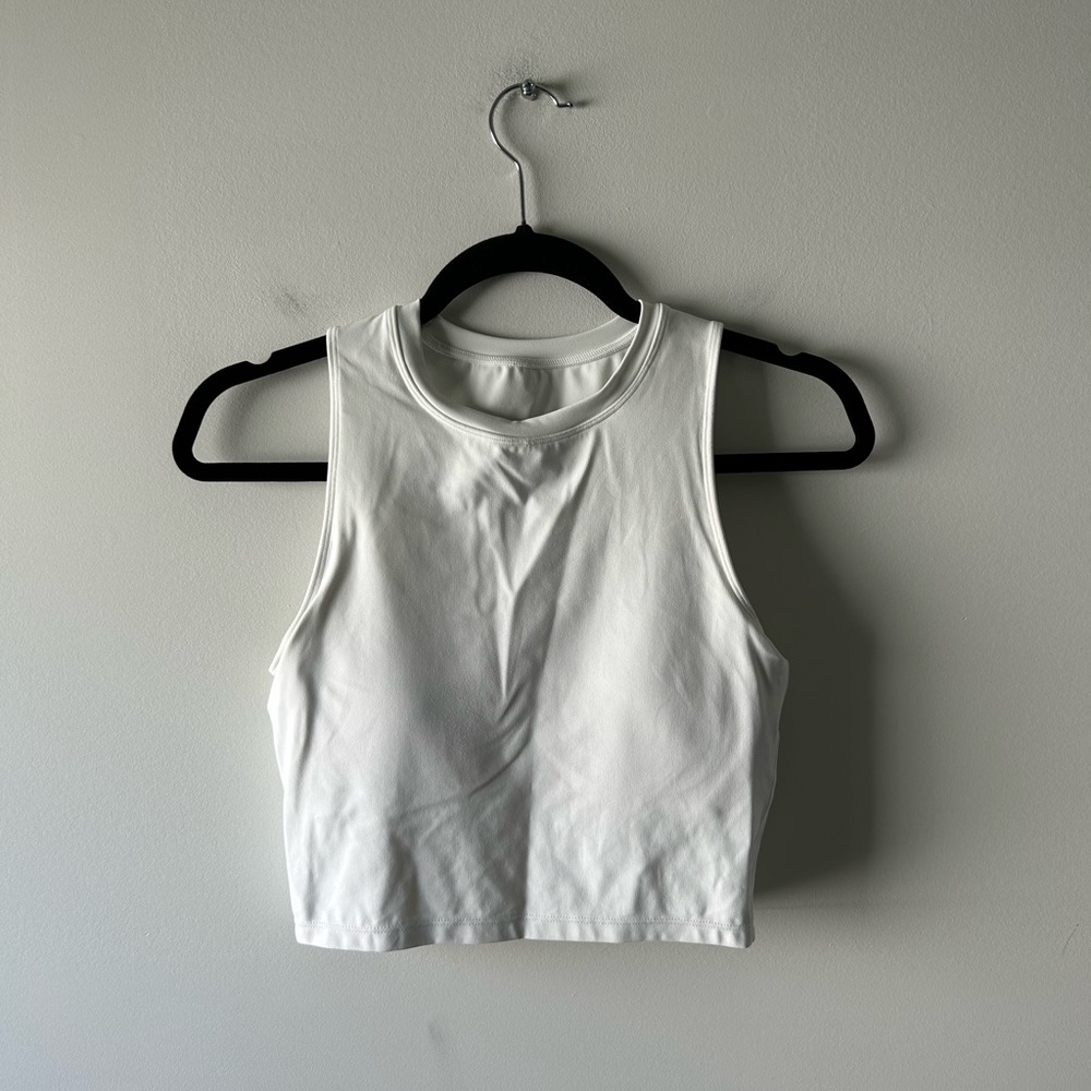 Unbranded white sleeveless athletic bra top